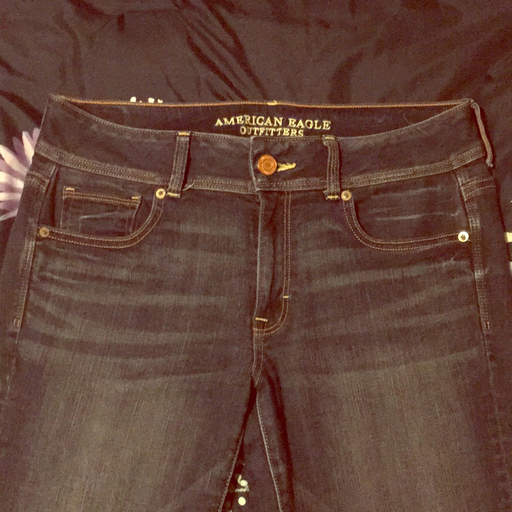 AMERICAN EAGLE BOOTCUT JEANS